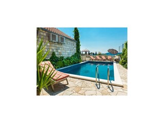 Villa Brsecine Outdoor Recording 2