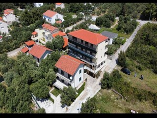 Appartement Drace Buitenaudio-opname 16