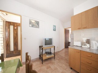 Apartment Splitska Features 8