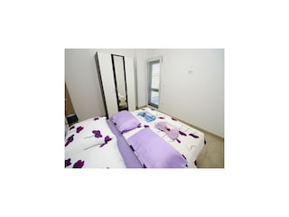 Apartment Potomje Ausstattung 19