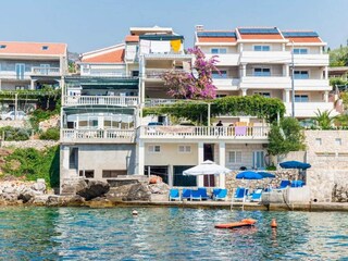 Appartement Molunat Buitenaudio-opname 3