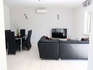 Apartment Povlja Features 8