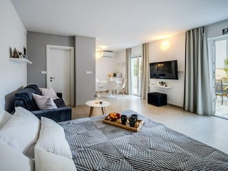 Apartment Sutivan Features 9