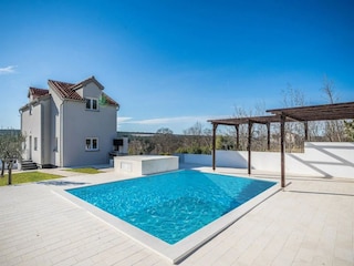 Villa Obrovac Outdoor Recording 2