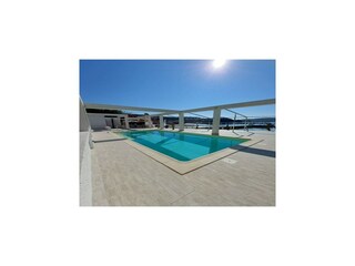 Apartment Kampor  11