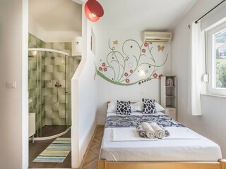 Apartment Jesenice bei Dugi Rat Ausstattung 8