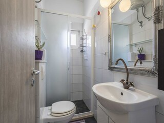Appartement Jesenice bei Dugi Rat Kenmerken 14