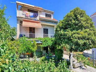 Apartment Kaštel Lukšić Außenaufnahme 7