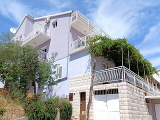 Apartment Brna Außenaufnahme 5
