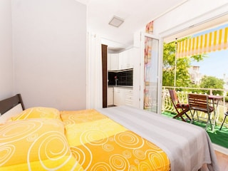 Apartment Okrug Gornji Features 23