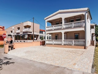 Apartment Povljana Outdoor Recording 3