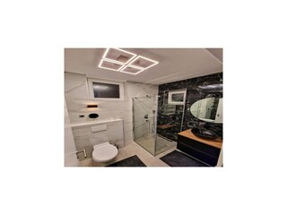 Apartment Welt Features 26
