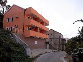 Apartment Jelsa Außenaufnahme 3