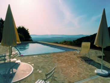 Holiday house Elegant farmhouse with view, near Pisa