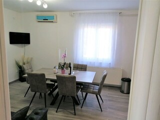 Appartement Arbanija Équipement 9