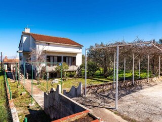 Apartment Ugljan (Ort) Außenaufnahme 5