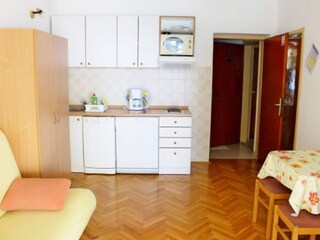 Apartment Brist Features 6
