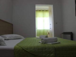 Apartment Brist Features 7