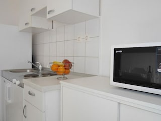 Apartment Dugi Rat Features 4
