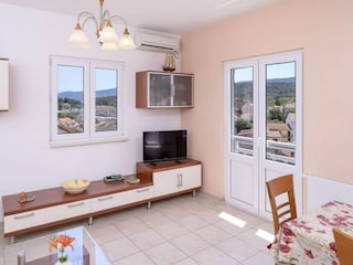 Apartment Vrboska Ausstattung 8