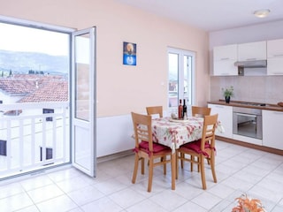Apartment Vrboska Ausstattung 9