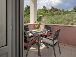 Apartment Vrboska Außenaufnahme 2
