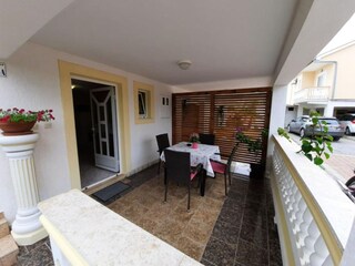 Appartement Kampor Buitenaudio-opname 2