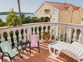 Apartment Srima Außenaufnahme 7