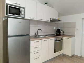 Apartment Vrsi Ausstattung 12