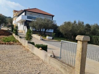 Apartment Zdrelac Außenaufnahme 7