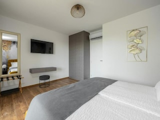 Apartment Welt Features 12