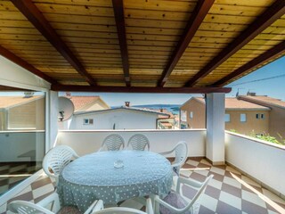 Apartment Kornić Außenaufnahme 3