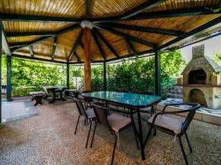 Appartement Kornić Buitenaudio-opname 9