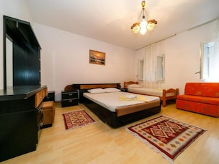 Apartment Kornić Features 43