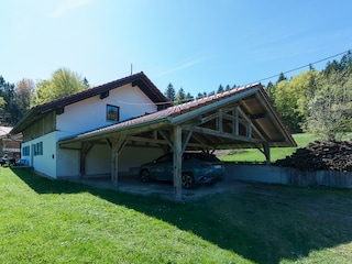 Carport mit Lademöglichkeit