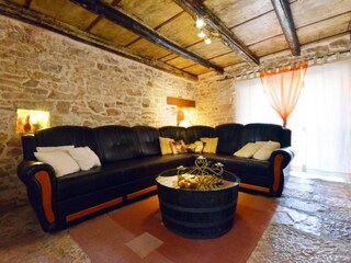 Ferienhaus Pinezići Ausstattung 18