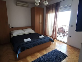 Apartment Duće Features 19