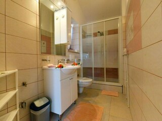 Apartment Pinezići Ausstattung 14