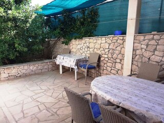 Appartement Povlja  13