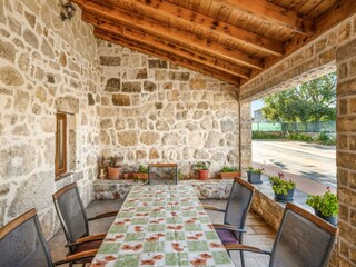 Ferienhaus Unešić  19
