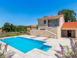 Holiday house Unešić  23