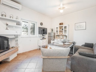 Holiday house Betina Features 10