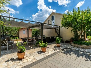 Vakantiehuis Brodarica Buitenaudio-opname 4