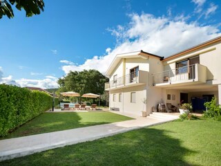 Villa Studenci Außenaufnahme 5