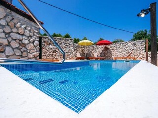Villa Iž  53