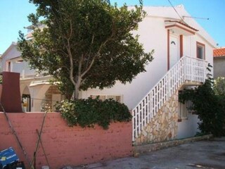 Apartment Povljana Außenaufnahme 9