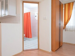 Apartment Vrboska Features 3