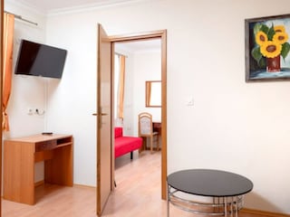 Apartment Vrboska Features 4