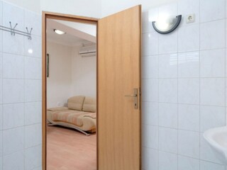 Apartment Vrboska Features 5