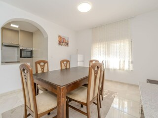 Apartment Karin Features 21